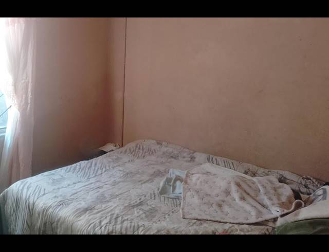 2 BEDROOM HOUSE FOR SALE IN THE HAGUE